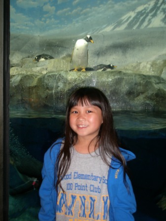 Kasen with the penguins